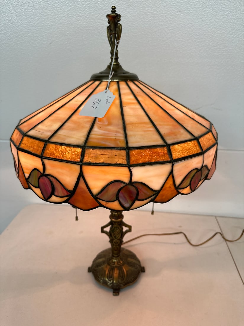 Antique Stained Glass Table Lamp (1 of 6)