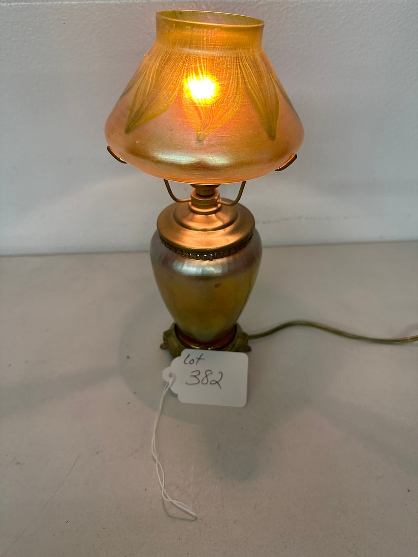 Vintage Art Glass Table Lamp (1 of 7)