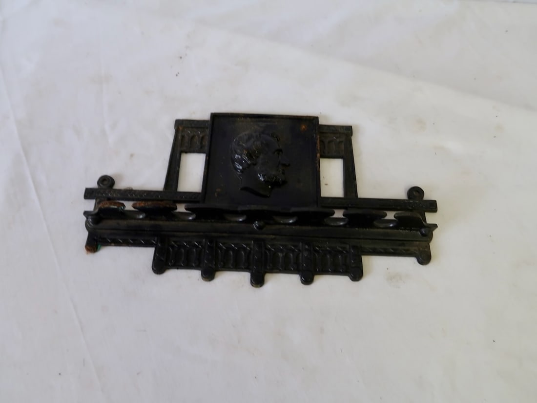 Unusual Abraham Lincoln Cast Iron Pipe Rack (1 of 2)
