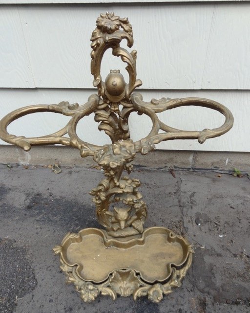 Cast Iron Umbrella Stand: Small Fox Head on Base-29" High X 19" Wide