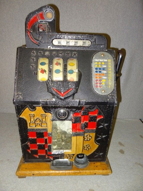 Mills 5 cent Castle Front Slot Machine: Mills 5 cent Castle Front Slot Machine
