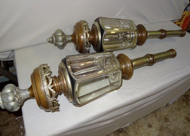 Two Large 36" Tall  Carriage Kerosene Lanterns (1 of 3)