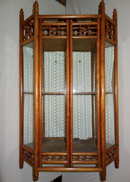 Victorian Oak Stick & Ball Corner Hanging Cabinet (1 of 3)