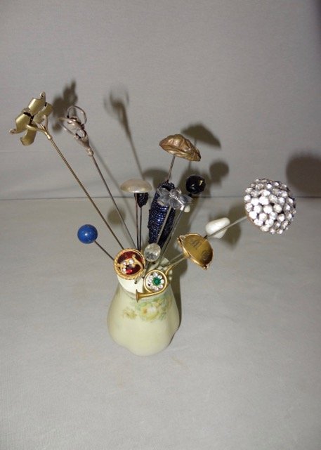 15 Hat Pins & Holder (1 of 2)