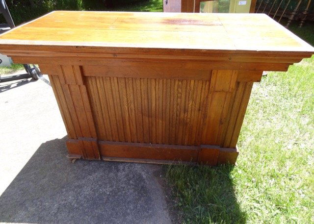 Oak Store Counter (1 of 1)