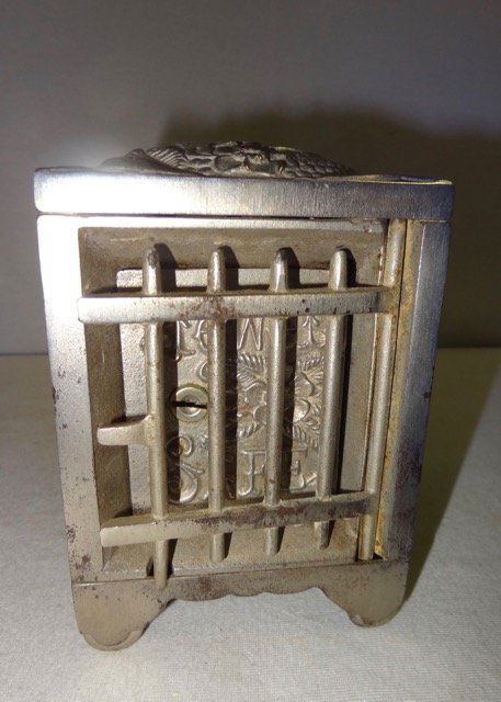 Jewel Safe Bank w/Jail Door (1 of 6)