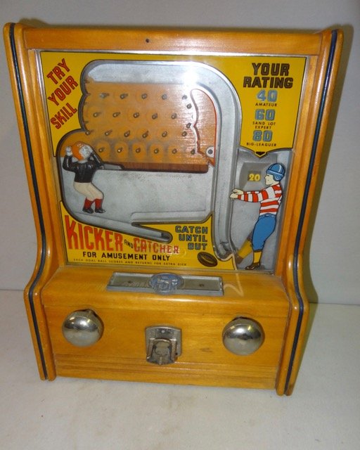 5 Cent Kicker & Catcher Arcade Game (1 of 4)