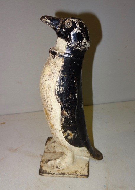 Cast Iron Penquin Door Stop (1 of 3)