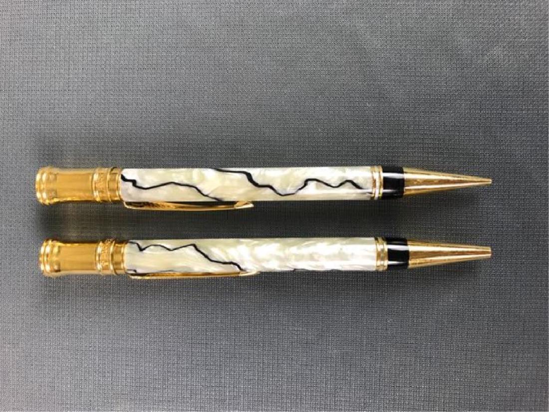 Parker Pen Lot (1 of 3)