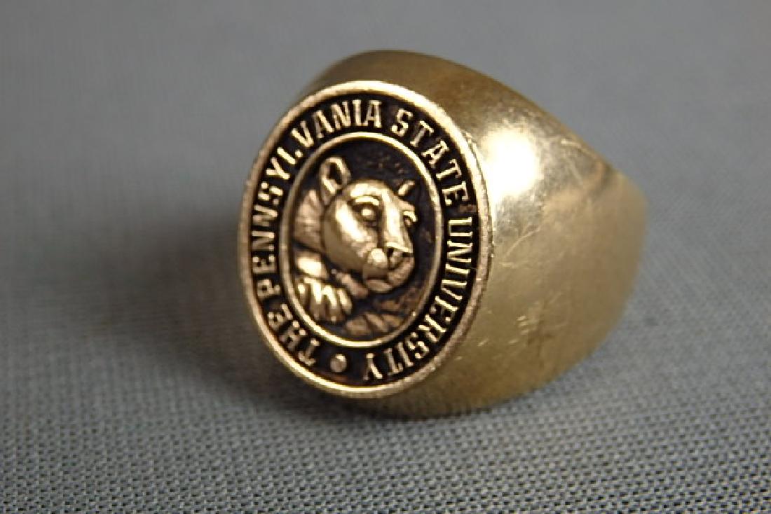 Penn State University 10 Kt Gold Men's ring (1 of 4)