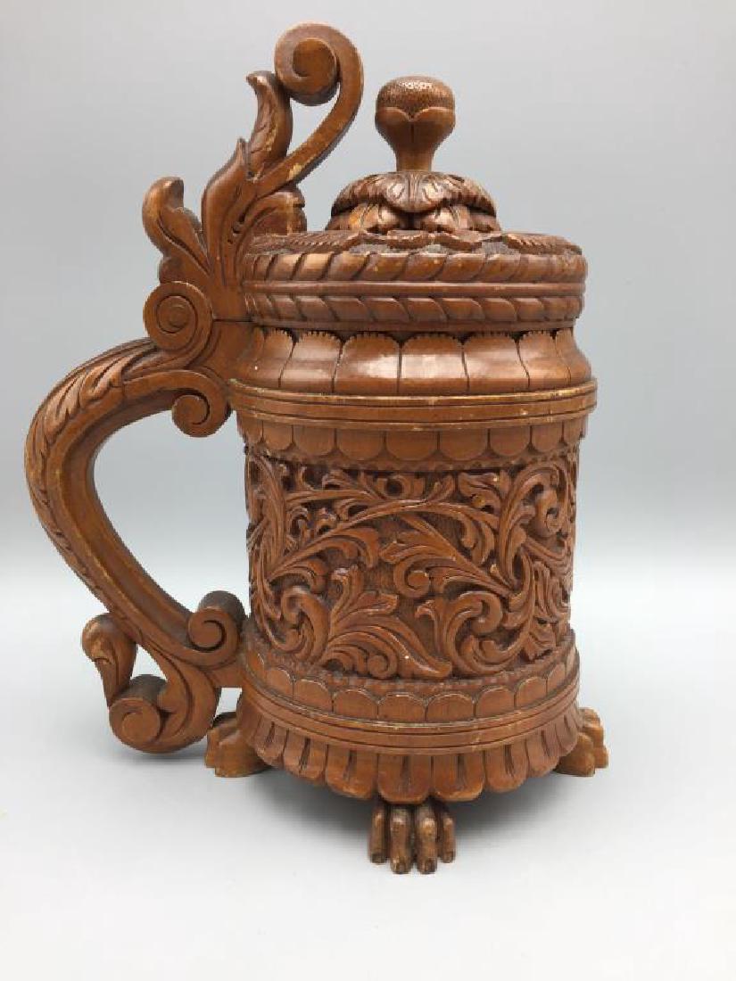 Wooden carved tankard with Claw feet (1 of 6)
