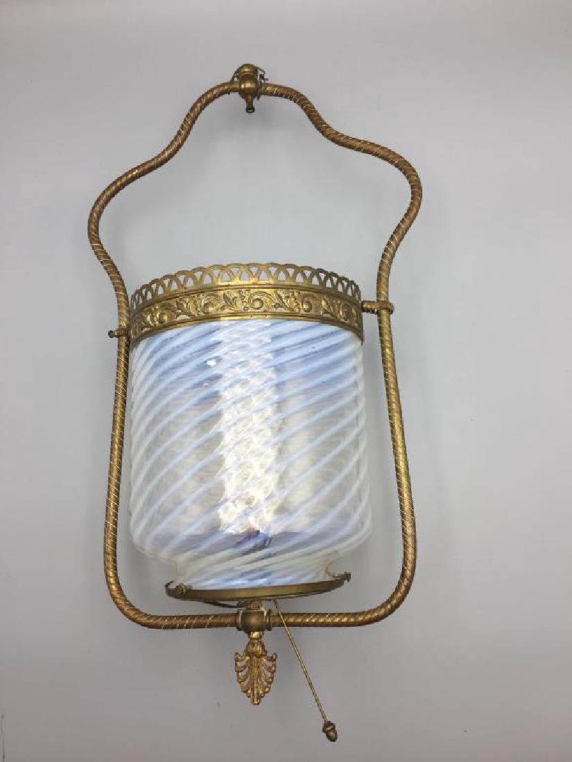 Victorian gas light with opalescent shape (1 of 5)