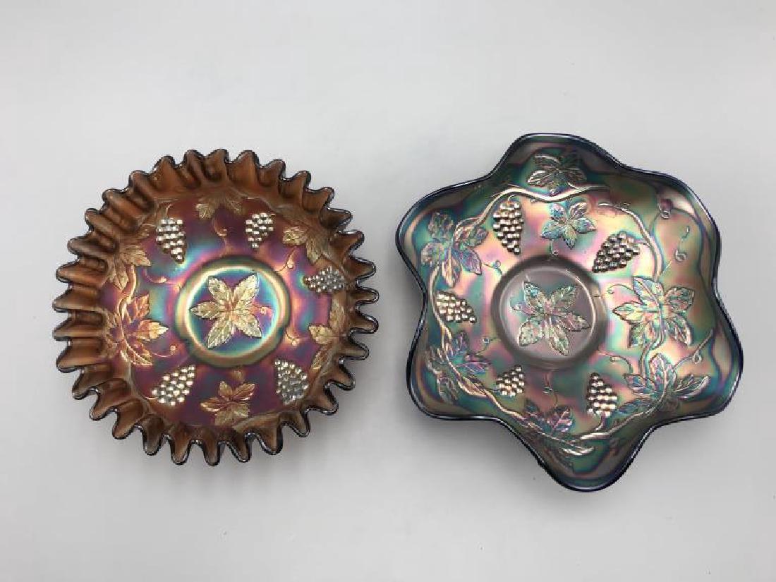 Lot of two carnival glass bowls (1 of 5)