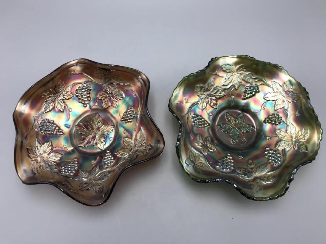 Lot of two carnival glass bowls (1 of 5)
