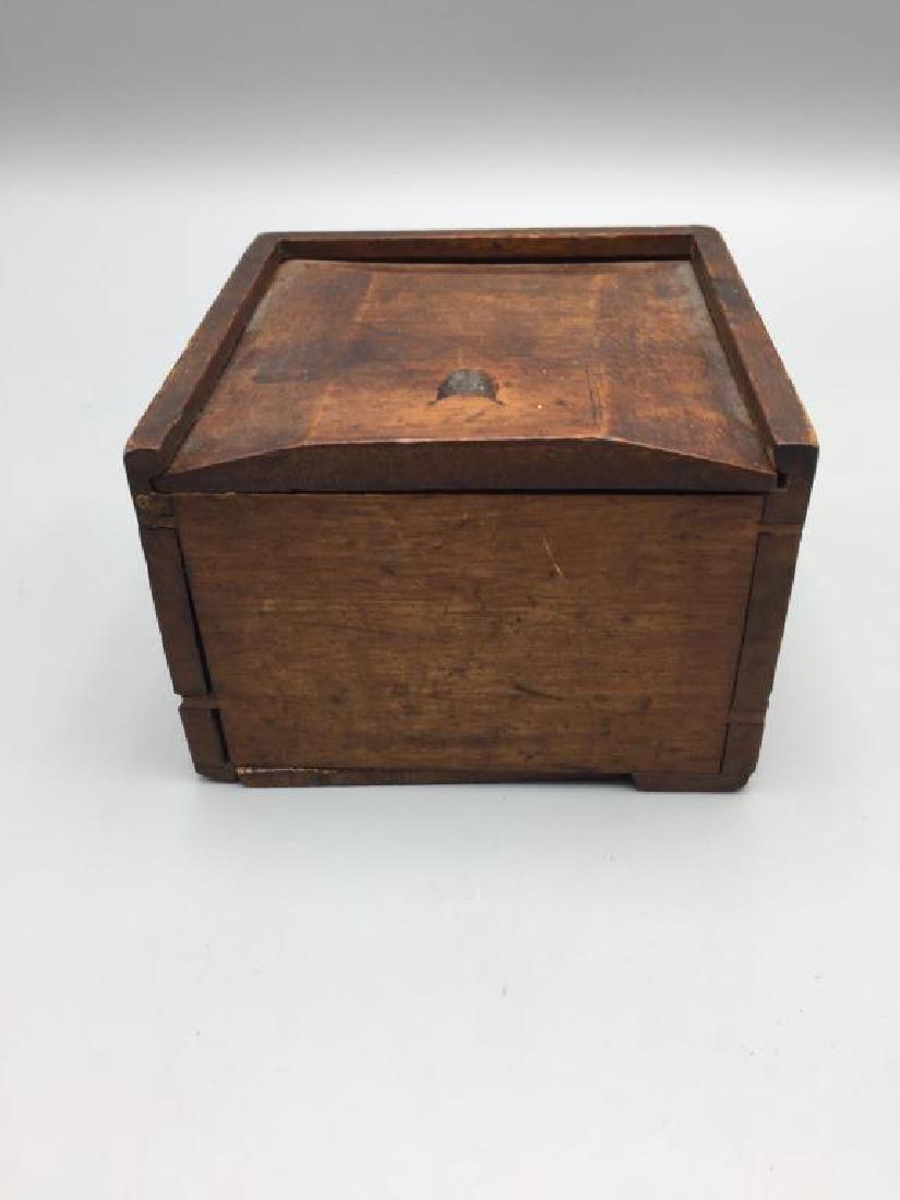Early ship compass in wooden box (1 of 4)