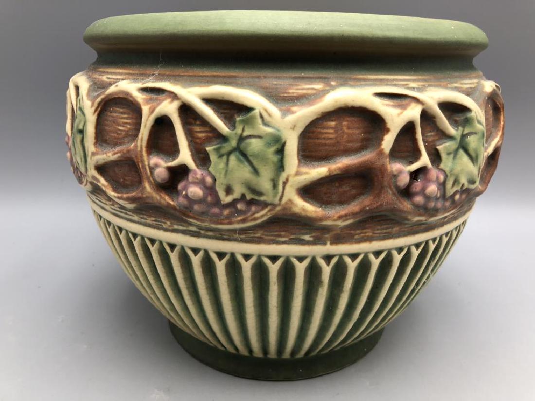 Roseville Pottery Planter (1 of 3)