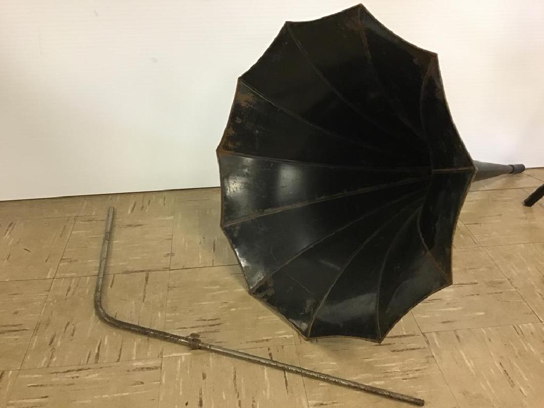 Thomas Edison phonograph horn: tin horn, “Home” horn, 35 inches x 22 inches
