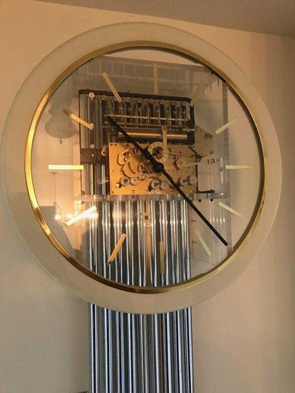 Howard Miller Deluxe Chiming Wall Clock howard-miller-deluxe-chiming-wall-clock