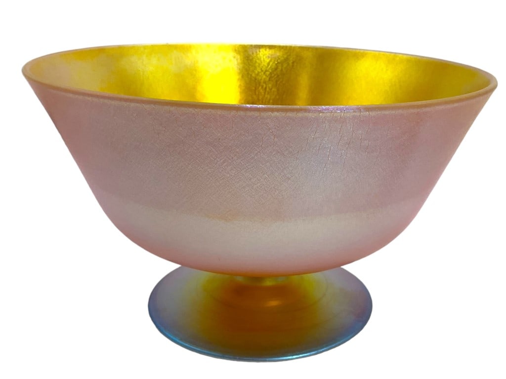 Quezal Antique Gold Aurene Glass Pedestal Bowl: Gorgeous antique gold Aurene footed glass bowl signed Quezal. Measures 4 inches tall and is 7 inches across top rim. No cracks or chips seen. STUNNING coloration.
