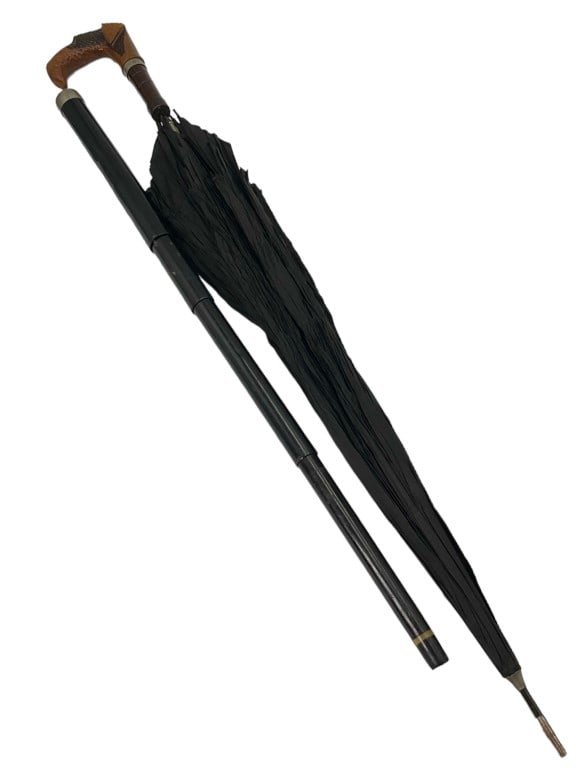 English Dog Walking Stick Telescoping Parasol (1 of 11)