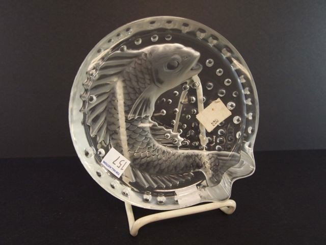 Lalique Dish: 6" Lalique France intaglio dancing fish "Concarneau Koi" cigar tray.