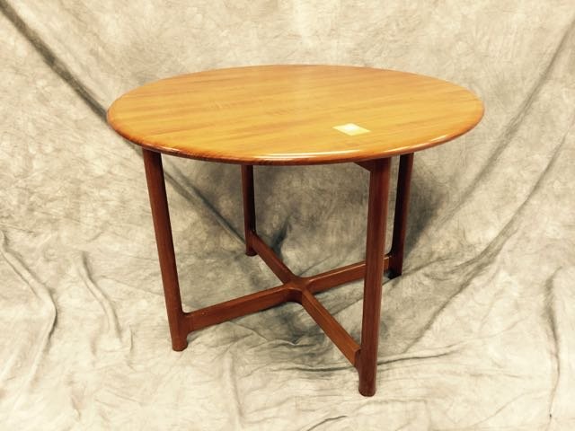Mid Century Round Top Side Table (1 of 3)