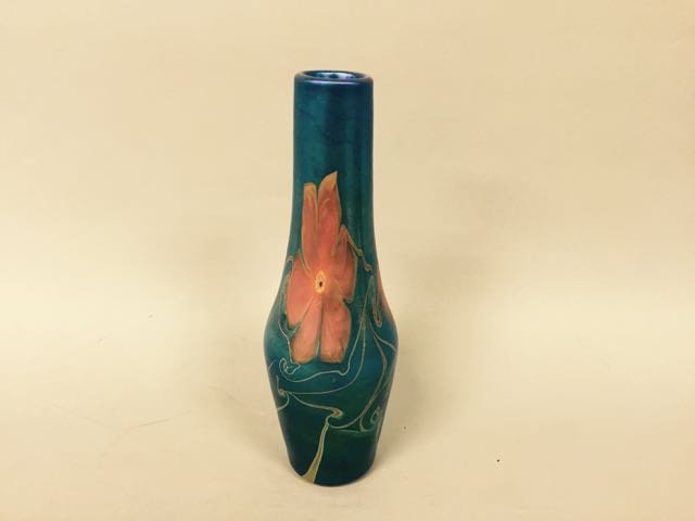 Modern Art Glass Vase (1 of 4)