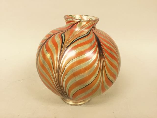 Vandermark Art Glass Vase (1 of 3)