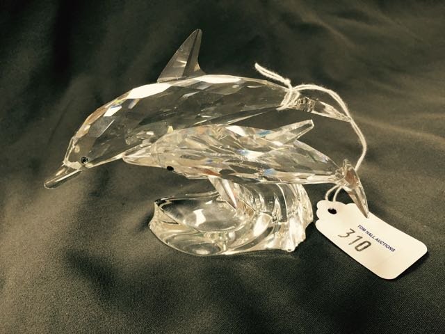 Swarovski Figure (1 of 2)