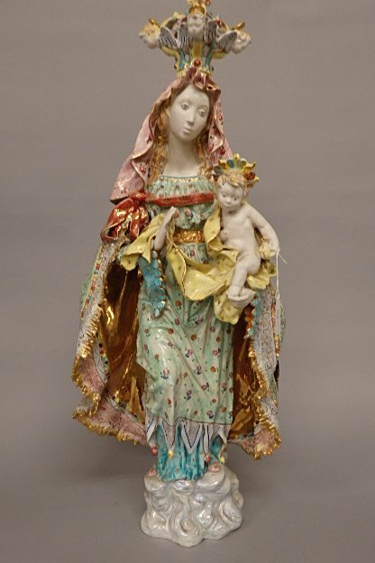 Italian Madonna Statue (1 of 10)