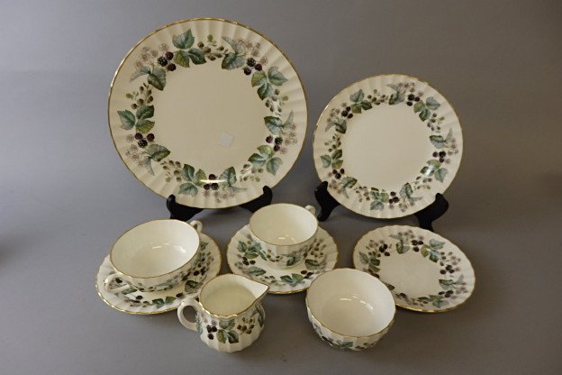 Royal Worcester China Service (1 of 10)