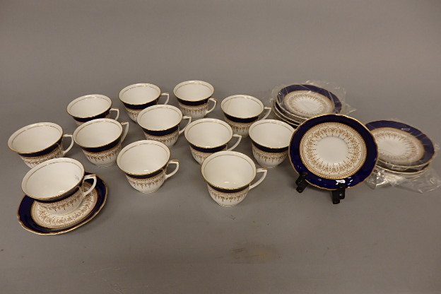 Royal Worcester Cups & Saucers (1 of 7)