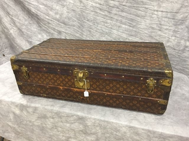 Circa 1906 Louis Vuitton Trunk with letter (1 of 10)