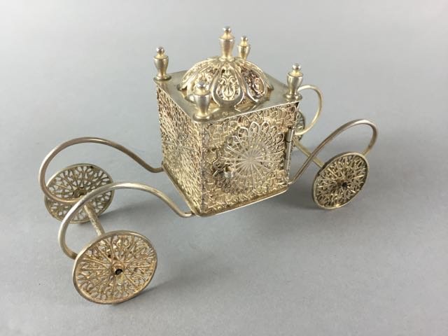 Sterling silver spice box on wheels (1 of 3)