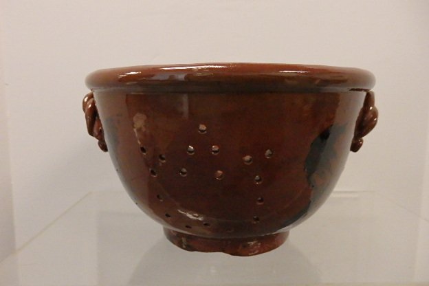 Breininger Red Ware Colander (1 of 6)