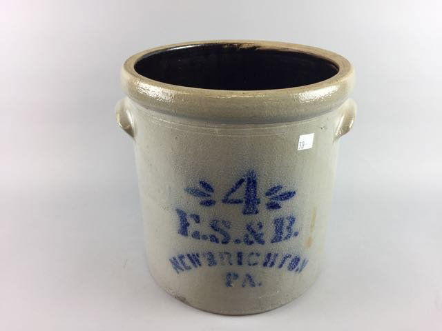 Stoneware jug (1 of 4)