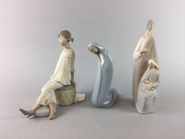 3 Lladro Figures (1 of 4)