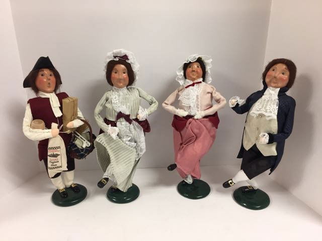 Byer's Choice 4 items (1 of 3)