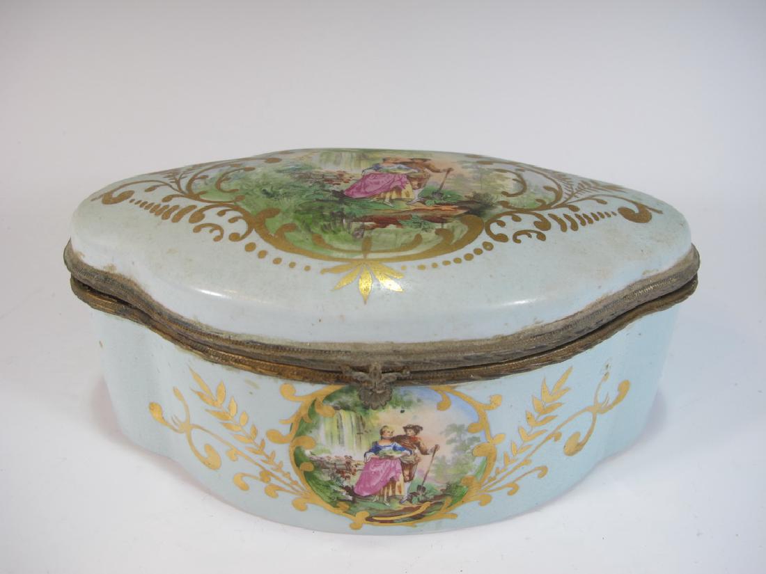 Antique Limoges porcelain box (1 of 9)