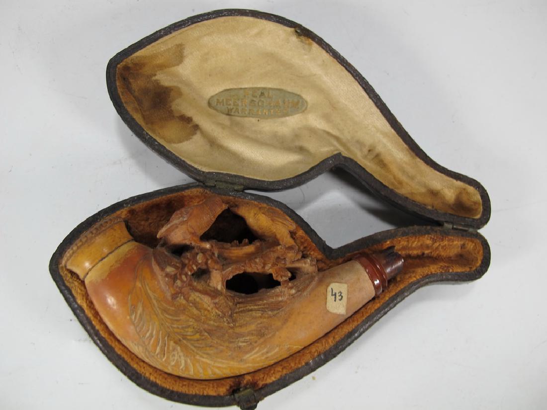 Antique English birds meerschaum cigarette holder (1 of 8)