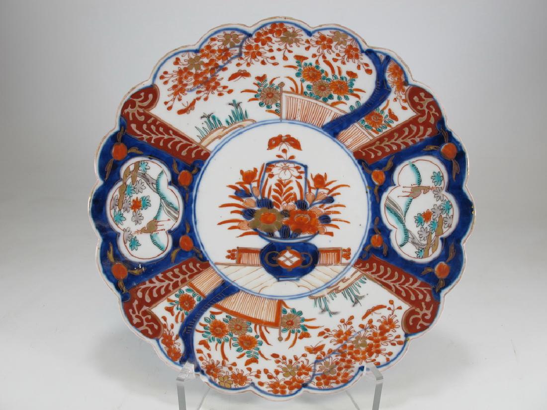 Antique Japanese Imari porcelain plate (1 of 5)