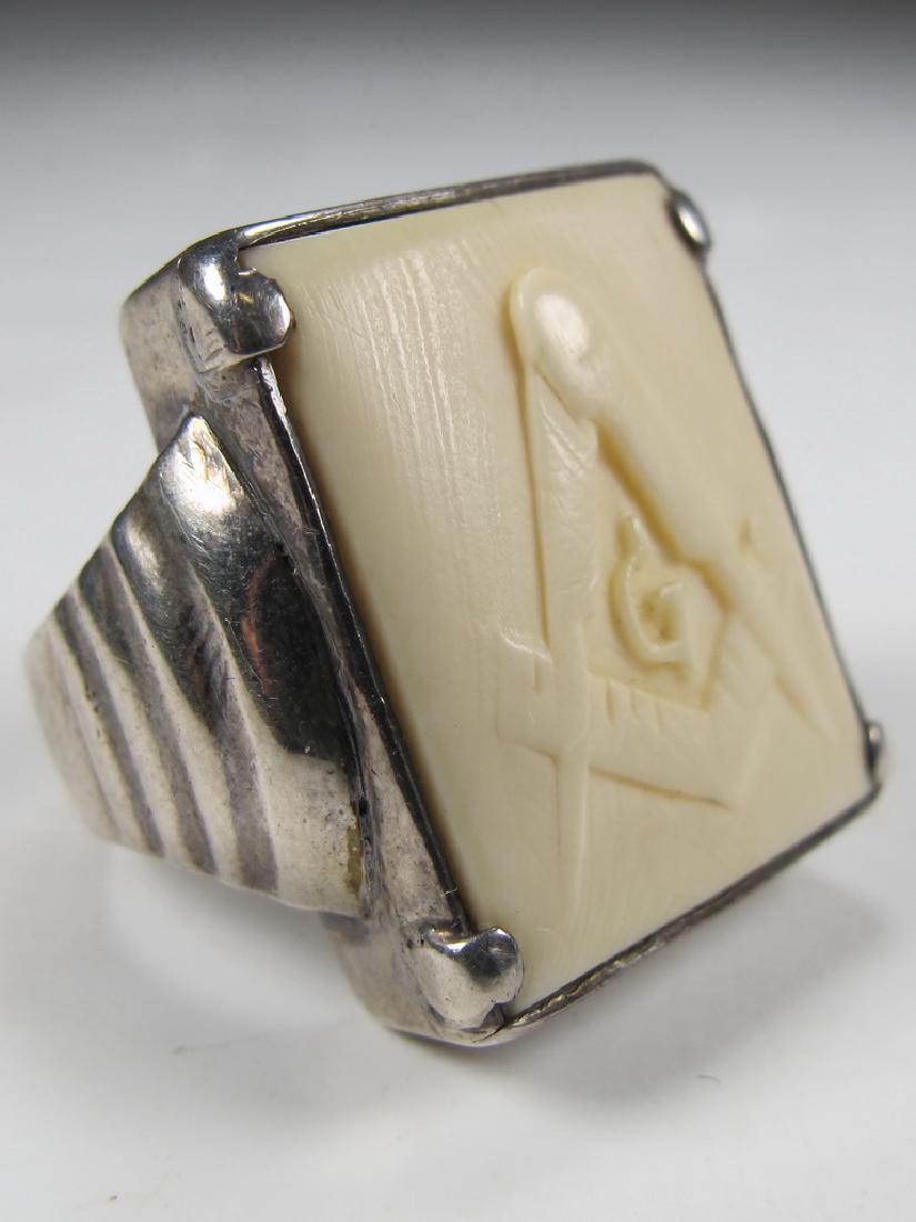 Antique silver Masonic men's ring (1 of 5)