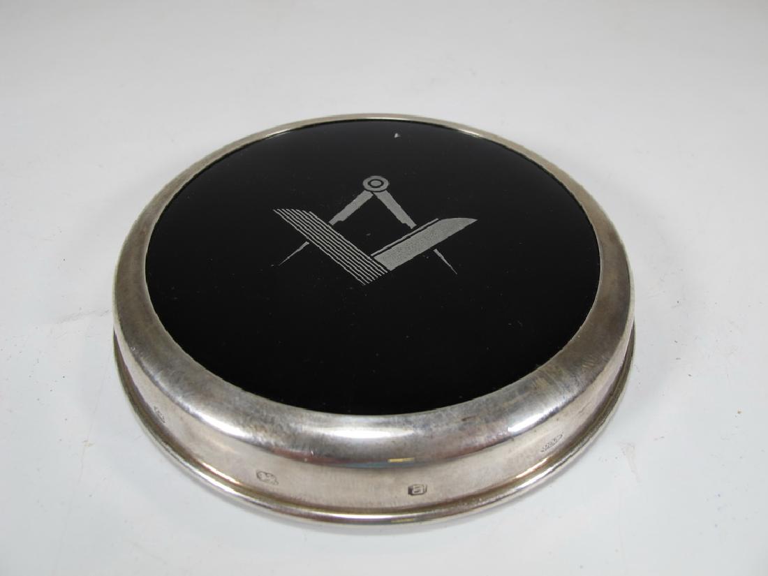 Vintage Masonic sterling 925 & glass paperweight: Vintage 925 silver and cobalt blue glass paperweight. Masonic symbol inlaid in the center. 5/8" H x 3 3/4" diameter. Shipping in USA or International please contact : James Lawrence from the local UPS