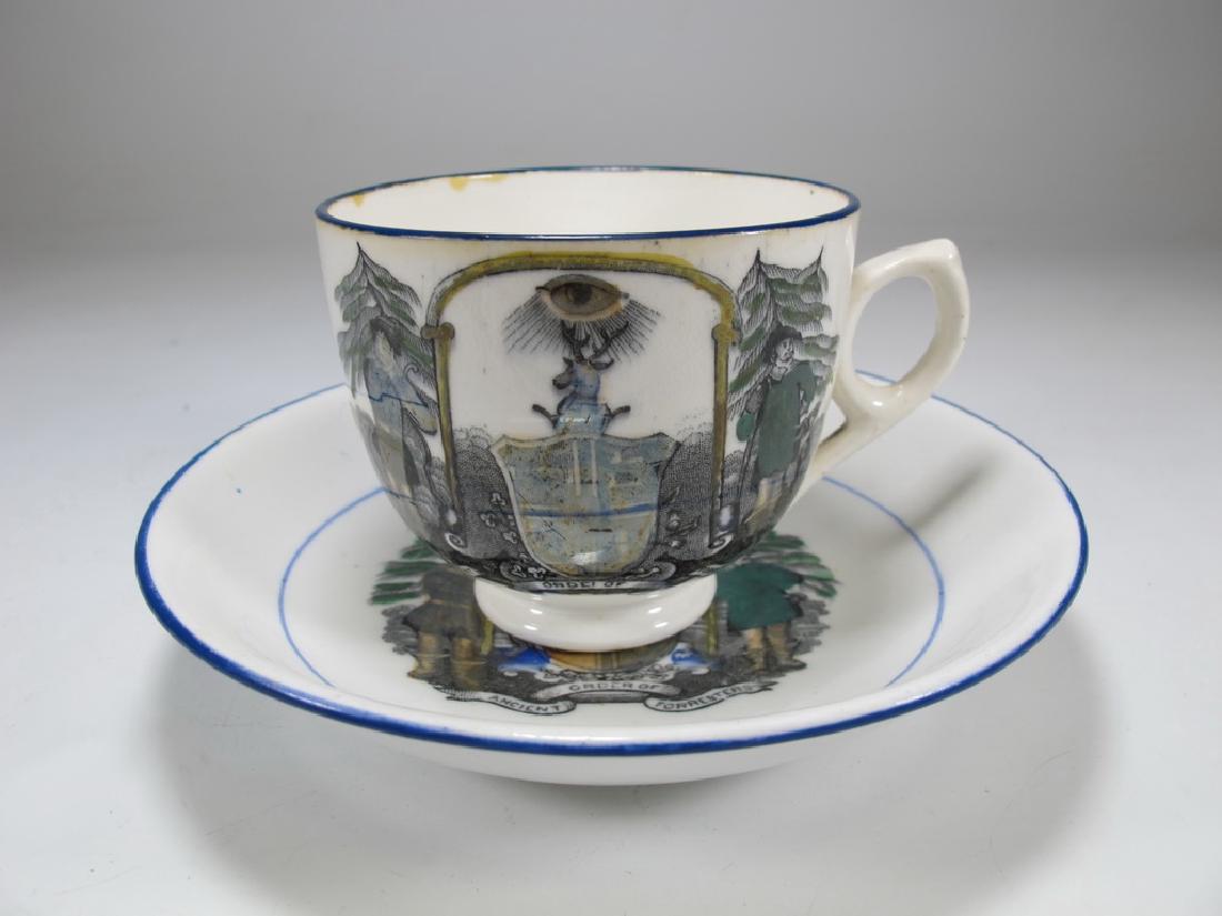 Vintage Masonic Ancient set of cup and saucer: Vintage Masonic Ancient Order of Foresters set of cup and saucer. Cup: 2 5/8" H x 3 1/8" W, Saucer: 5 9/16" diameter. Shipping in USA or International please contact : James Lawrence from the local UP