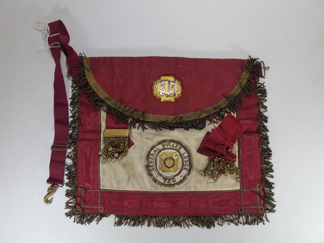 Antique Masonic apron Order of Buffaloes badge (1 of 8)