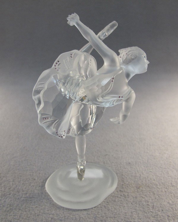 Swarovski Ballerina crystal fig.: Swarovski Ballerina crystal fig. 5 1/4" high. Shipping in USA is $ 25.00. International bidders ask before bid.