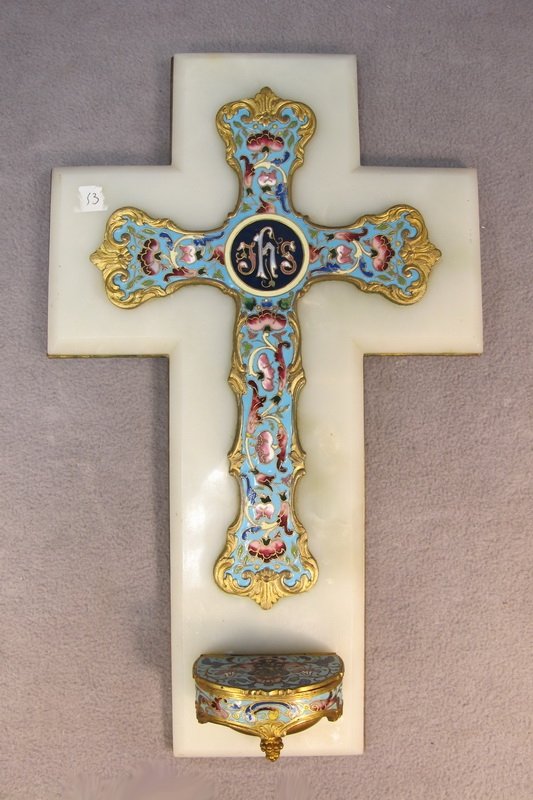 Bronze champleve & onyx cross: Bronze champleve & onyx cross, signed. 14" H. Shipping in USA is $ 35.00. International bidder ask for shipping before bid.