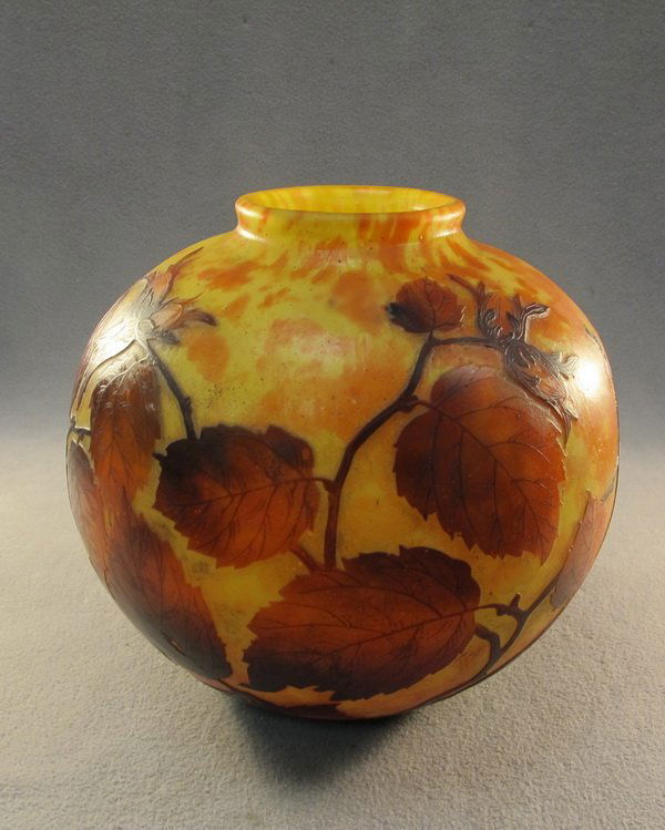Daum Nancy glass vase: Daum nancy glass vase. 8 7/8" H x 8 5/8" W. Shipping in USA is $ 40.00. International bidder ask for shipping before bid.