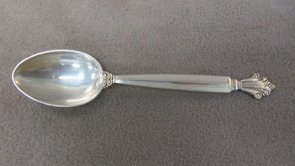 Georg Jensen Acanthus sterling spoon: Georg Jensen Acanthus pattern sterling spoon, design by Johan Rohde, 1945. Weight: 34 grams or 1.09 oz Troy. 6 1/8" long. Shipping in USA is $ 20.00. International bidders ask before bid.