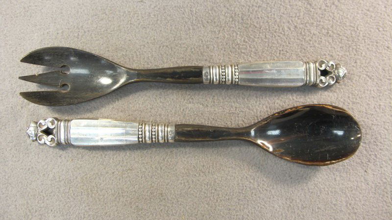 2 Georg Jensen Acorn pattern salad spoon/fork: 2 Georg Jensen Acorn pattern sterling salad spoon/fork, 1915, design by Johan Rohde. 9" long. Shipping in USA is $ 25.00. International bidders ask before bid.